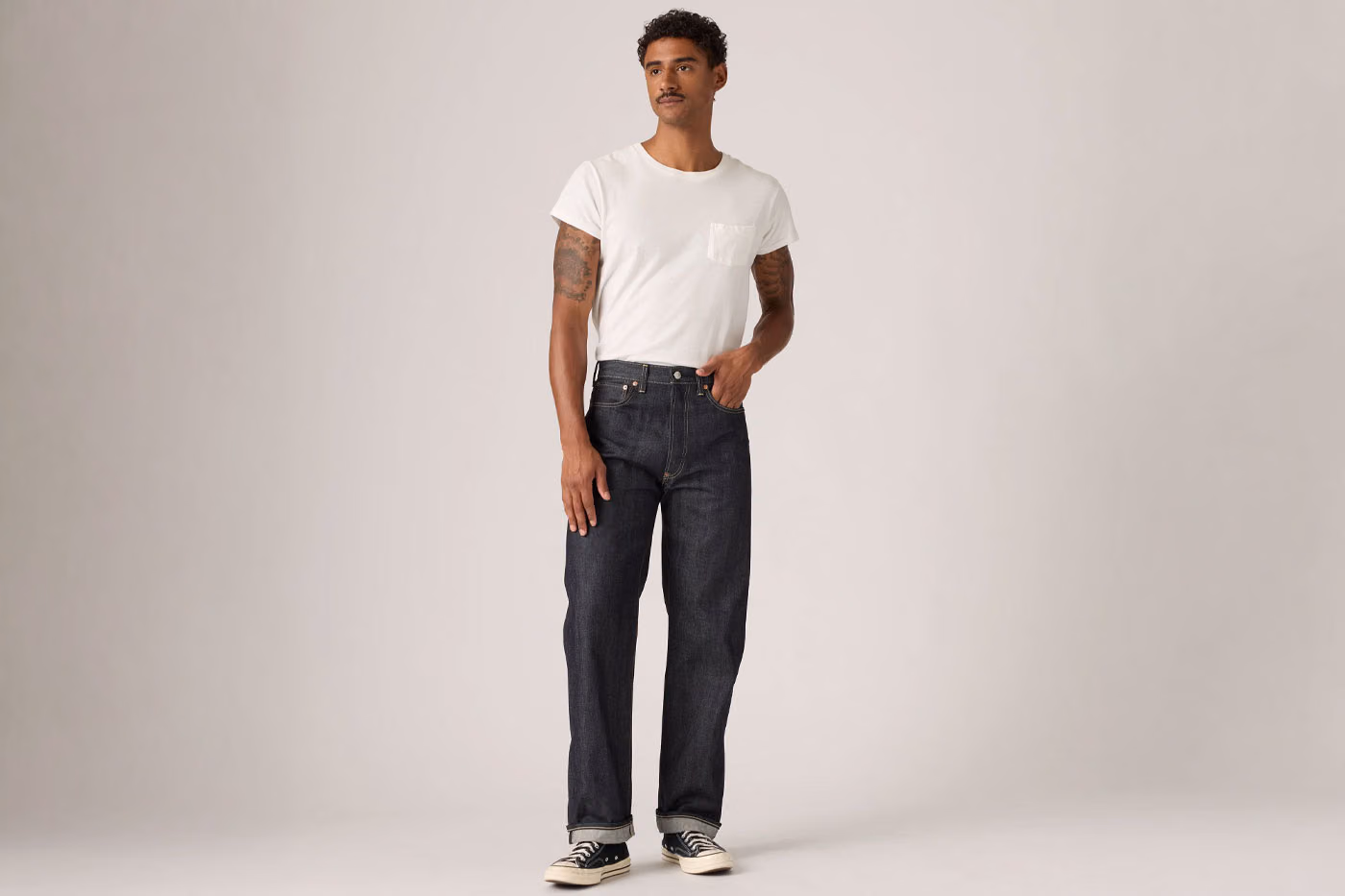 Levi's Tarihin Tozlu Sayfalarını Açıyor: Arşivden 1942 501 Geri Dönüyor Detay