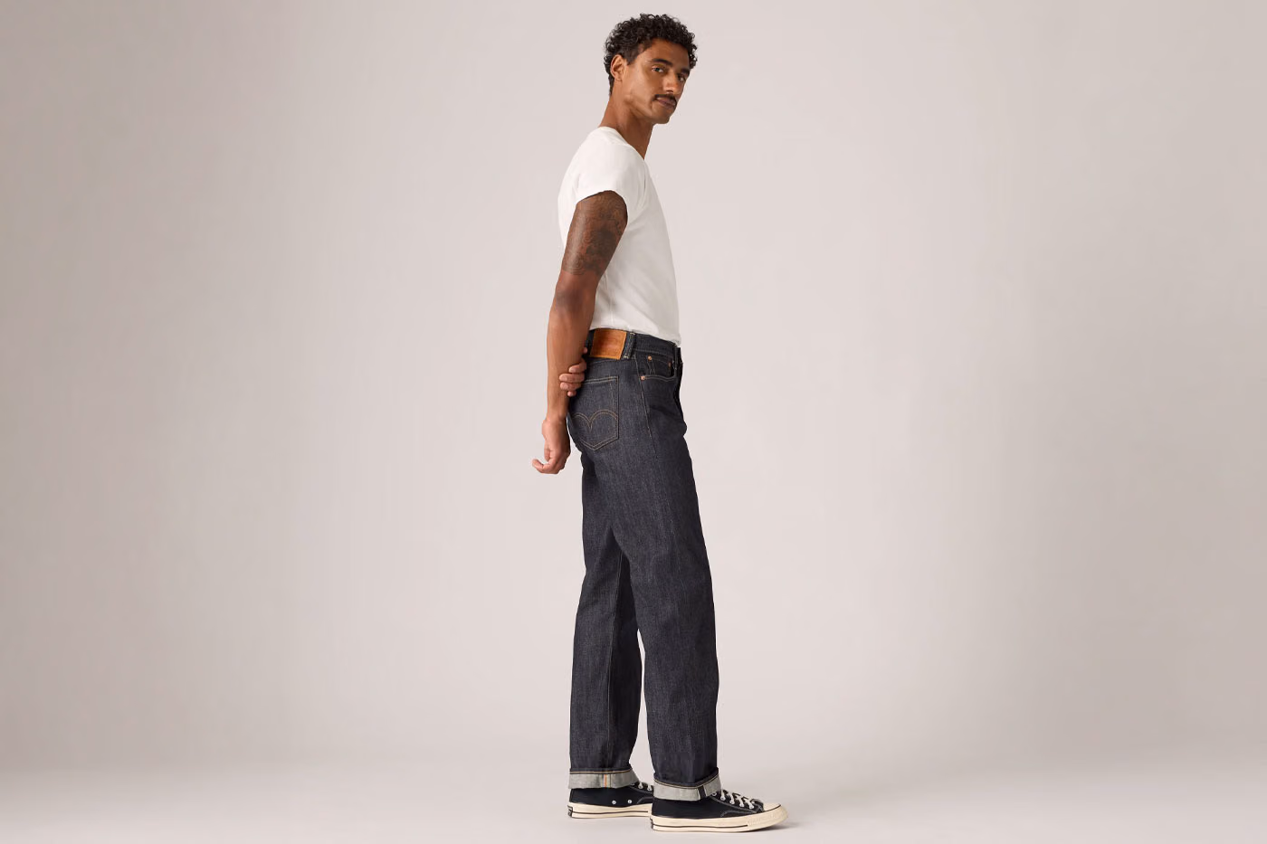 Levi's Tarihin Tozlu Sayfalarını Açıyor: Arşivden 1942 501 Geri Dönüyor Detay