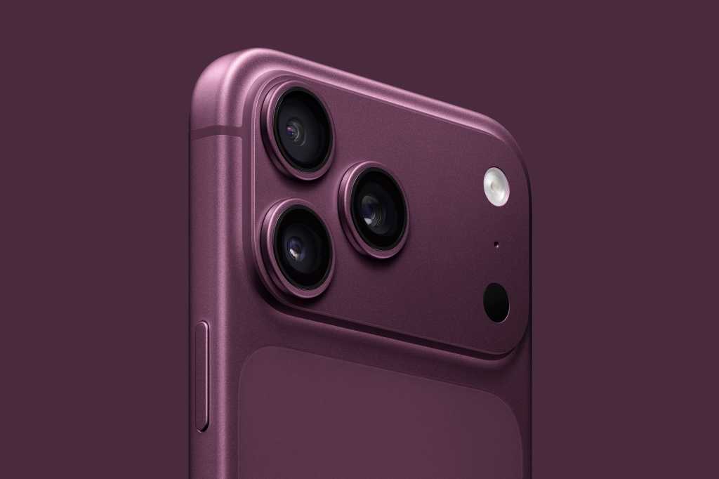 iPhone 18 Pro dark cherry renk render'ı