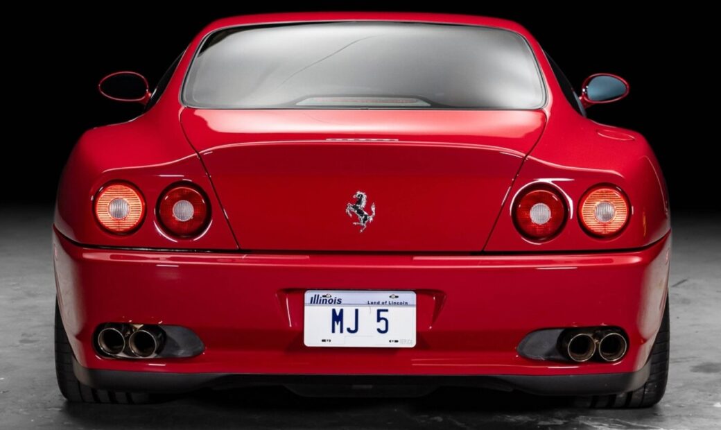 Michael Jordan'ın Air Jordan XIV'e İlham Veren Ferrari'si Açık Artırmada